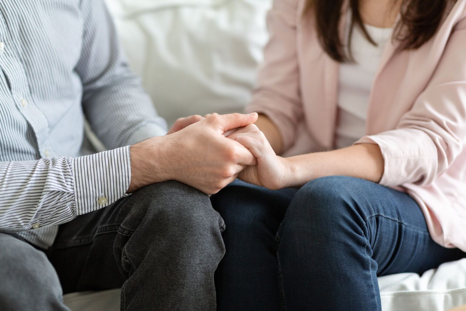 How To Rebuild Trust In A Marriage In 10 Steps - Lover Sphere